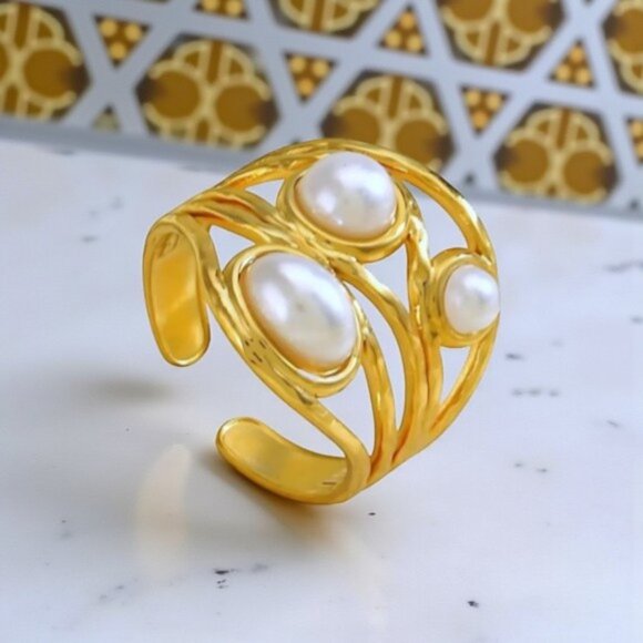🆕 18K Gold Plated Adjustable Ring With Faux Pearls Artistic Trendy Swirl Design - Picture 5 of 12
